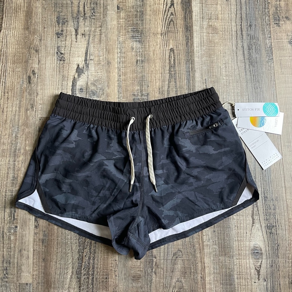 Vuori clementine shorts (NWT)